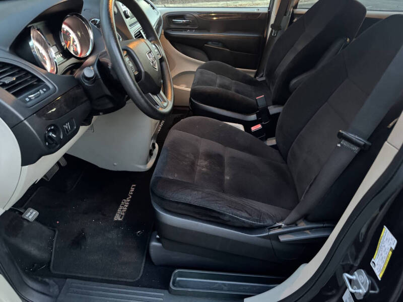 2015 Dodge Grand Caravan SE