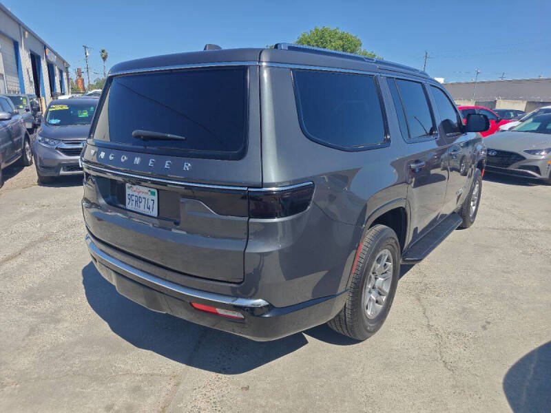2023 Jeep Wagoneer