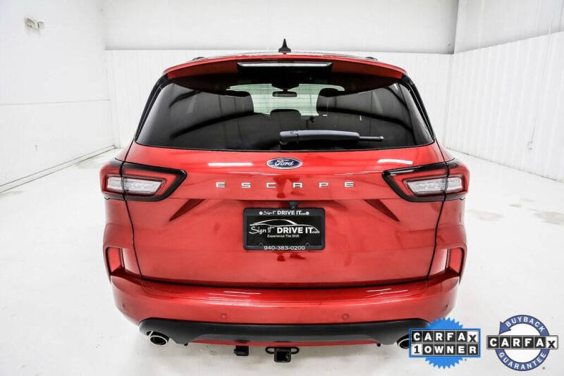 2023 Ford Escape ST-Line