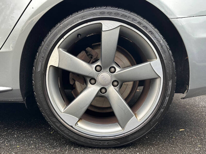 2016 Audi A4 2.0T quattro Premium Plus