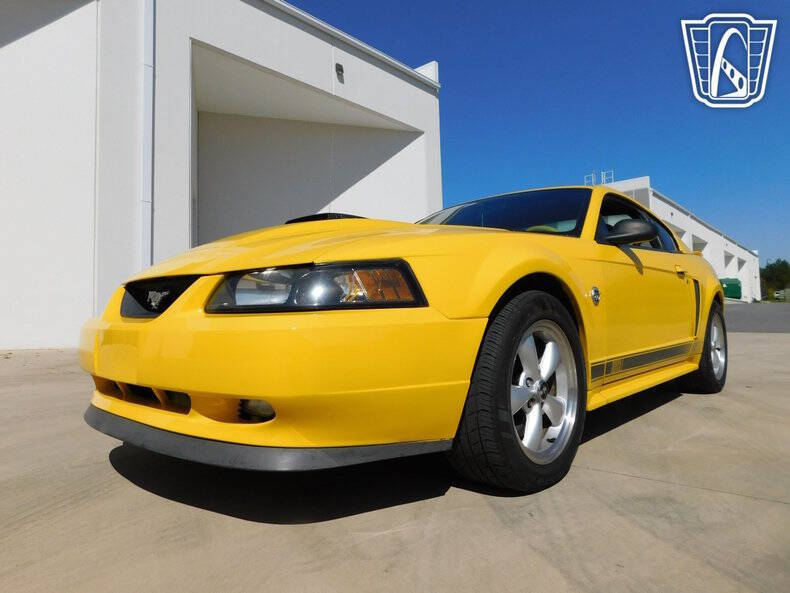 2004 Ford Mustang Mach 1 Premium