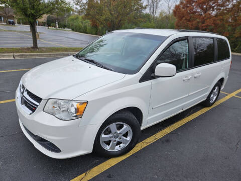 2013 Dodge Grand Caravan for sale at Future Motors in Addison IL