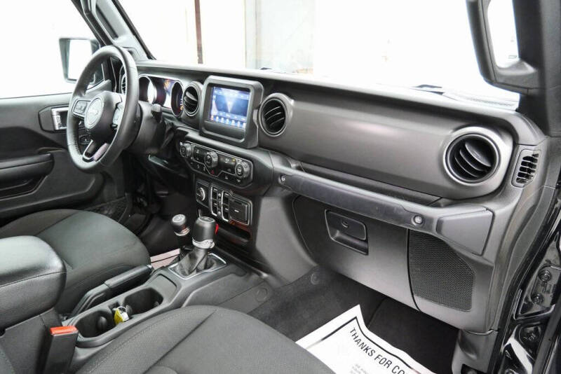 2023 Jeep Gladiator Sport S