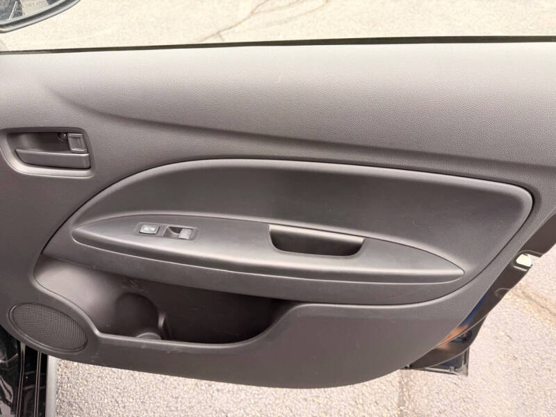 2020 Mitsubishi Mirage ES