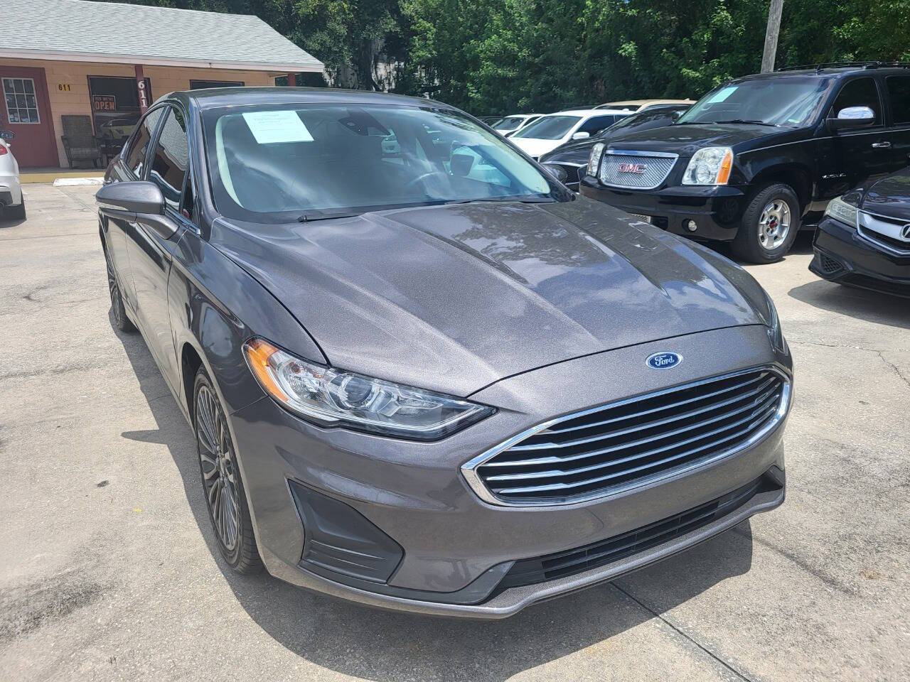 2019 Ford Fusion for sale at FAMILY AUTO BROKERS in Longwood, FL