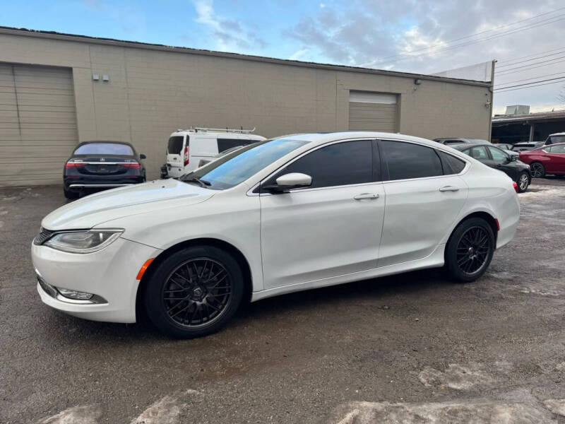 2015 Chrysler 200 C