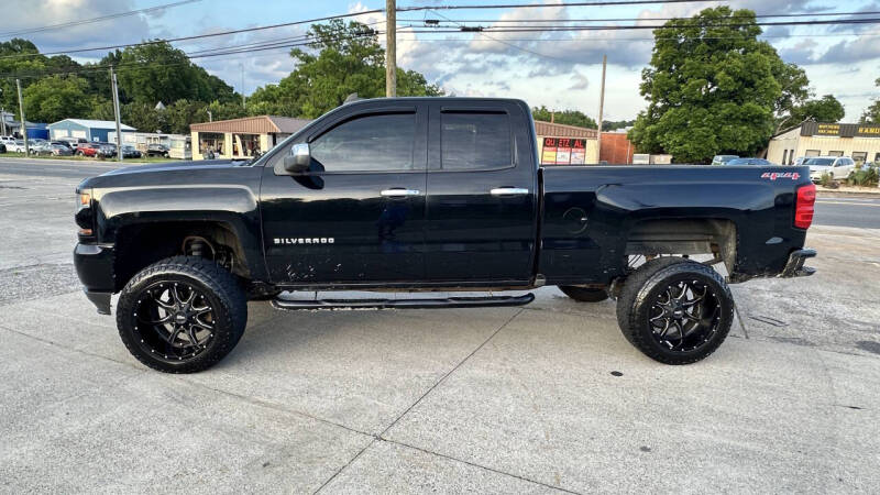 2017 Chevrolet Silverado 1500 Custom