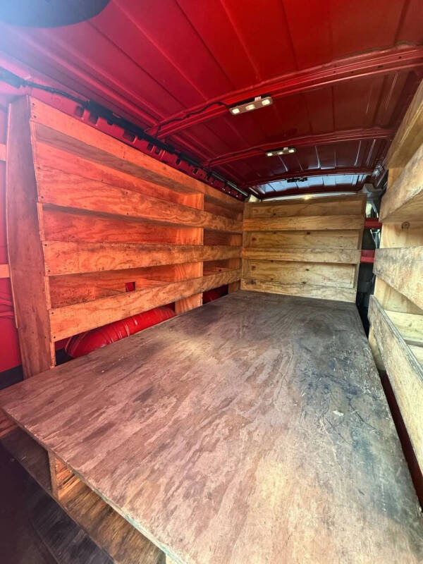 2017 GMC Savana 3500