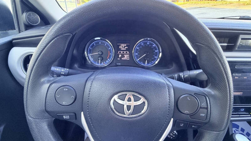 2017 Toyota Corolla LE
