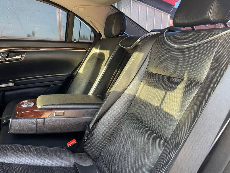 2012 Mercedes-Benz S-Class S 550 4MATIC