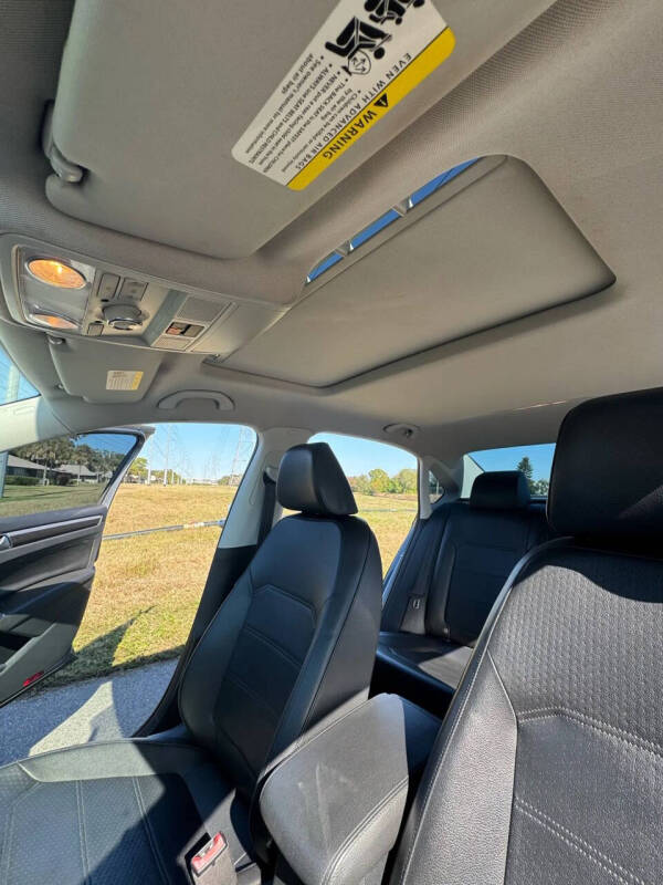 2016 Volkswagen Passat