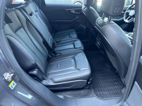 2021 Audi Q7 quattro Premium Plus 45 TFSI