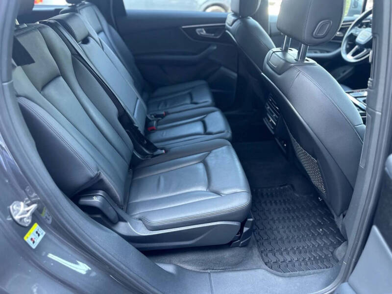 2021 Audi Q7 quattro Premium Plus 45 TFSI