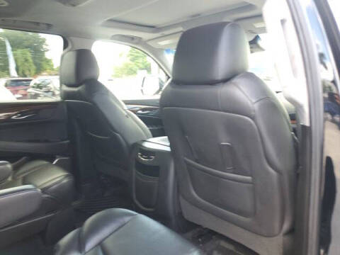 2020 Cadillac Escalade ESV Luxury