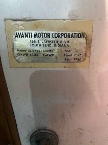 1980 Studebaker Avanti