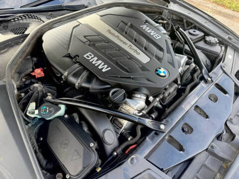 2012 BMW 5 Series 550i xDrive