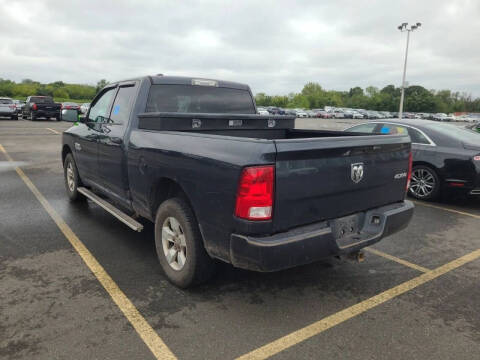 2017 RAM 1500 Express