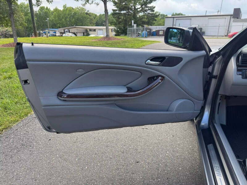 2005 BMW 3 Series 325Ci