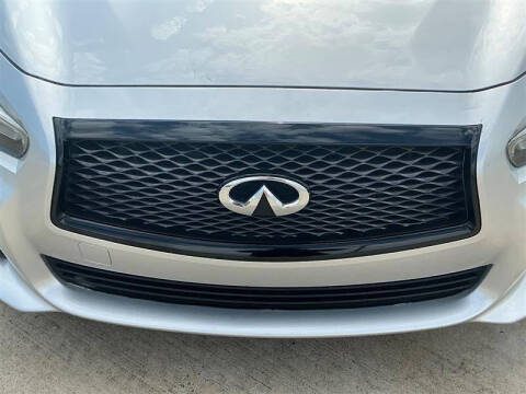 2015 Infiniti Q50