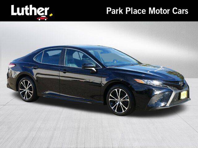 2019 Toyota Camry for sale at Park Place Motor Cars in Rochester MN