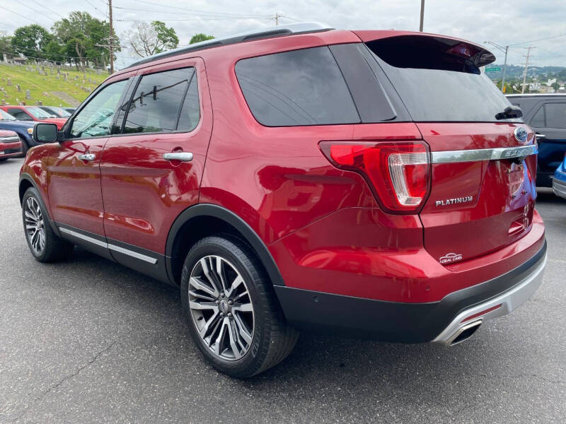2017 Ford Explorer Platinum