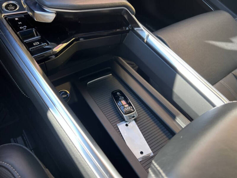 2021 Audi e-tron Sportback quattro Prestige