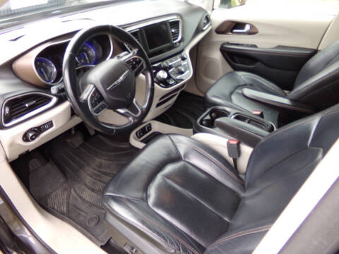 2018 Chrysler Pacifica Touring L