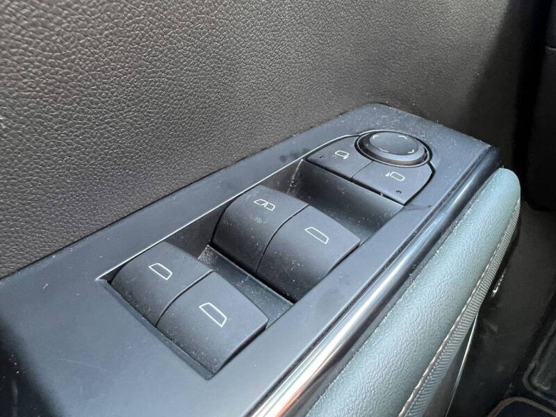 2024 GMC Acadia AT4