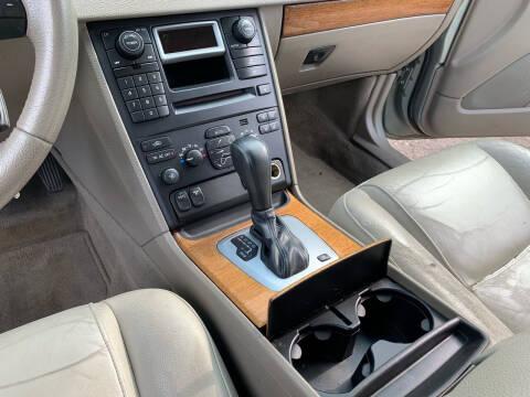 2005 Volvo XC90 2.5T