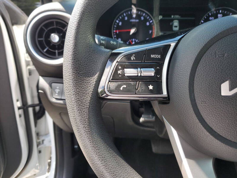 2022 Kia Forte LXS