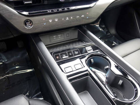 2025 Nissan Murano SL