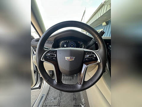 2016 Cadillac Escalade Luxury Collection