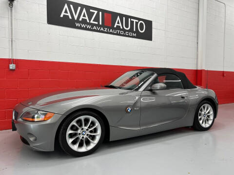 2003 BMW Z4 for sale at AVAZI AUTO GROUP LLC in Gaithersburg MD