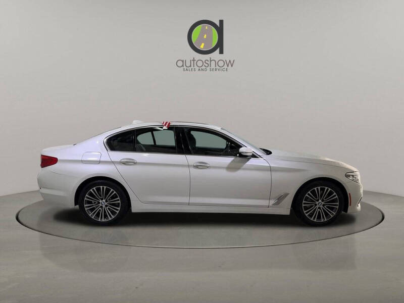 2018 BMW 5 Series 530i