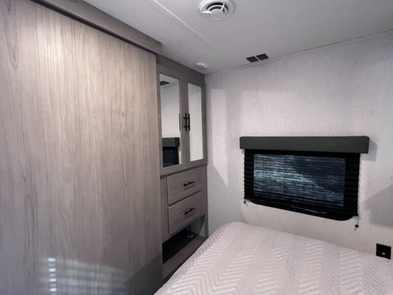 2022 Coleman Lantern