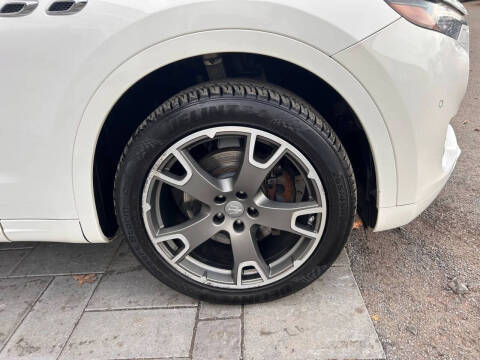 2017 Maserati Levante