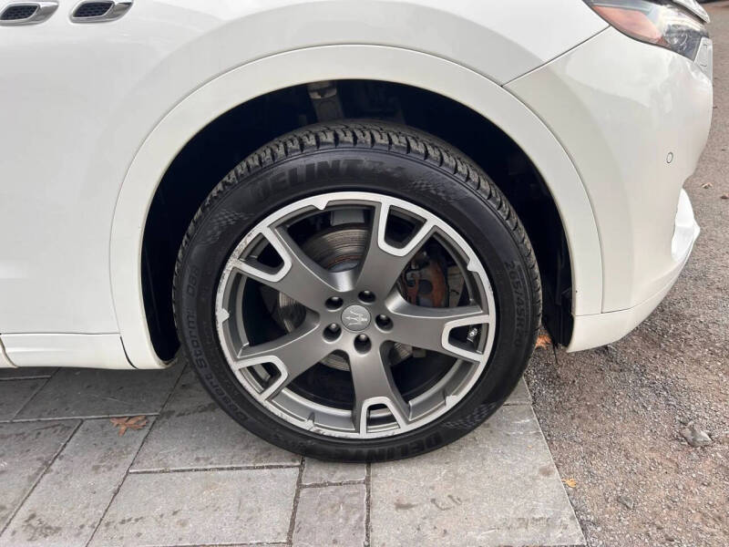 2017 Maserati Levante