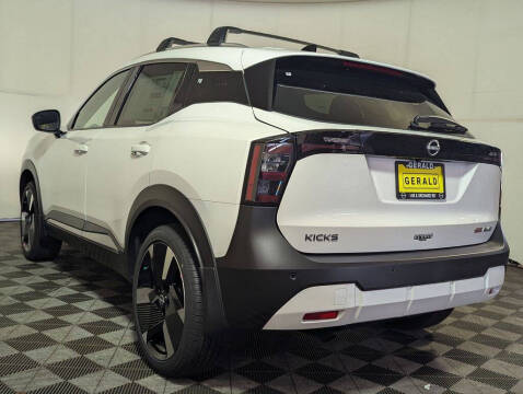 2026 Nissan Kicks SR