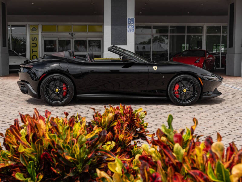 2025 Ferrari Roma Spider