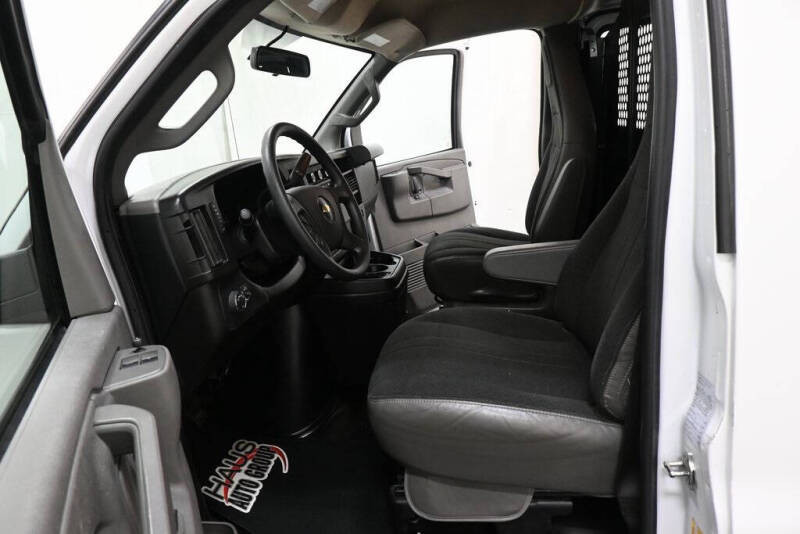 2023 Chevrolet Express 2500