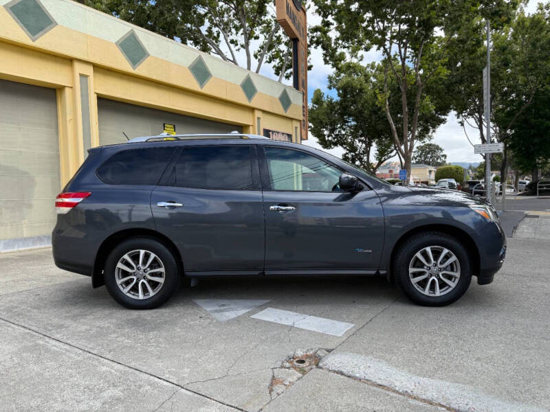 2014 Nissan Pathfinder Hybrid SV