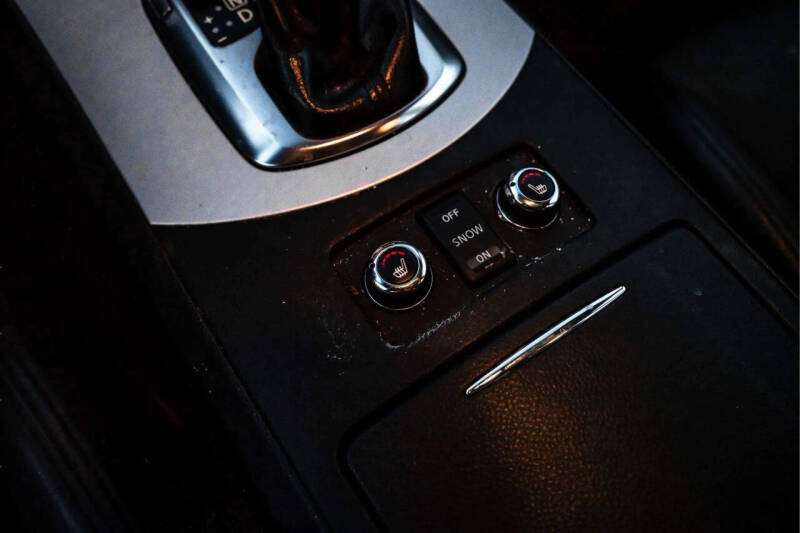 2009 Infiniti G37 Sedan x