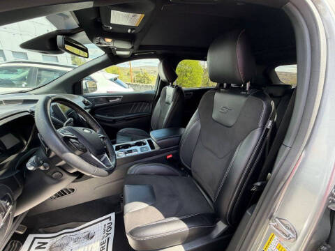 2024 Ford Edge ST