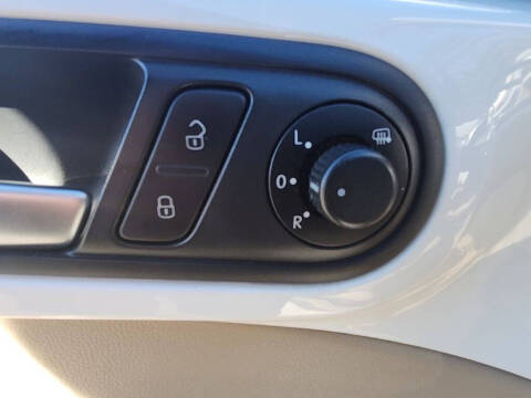 2013 Volkswagen Beetle Convertible