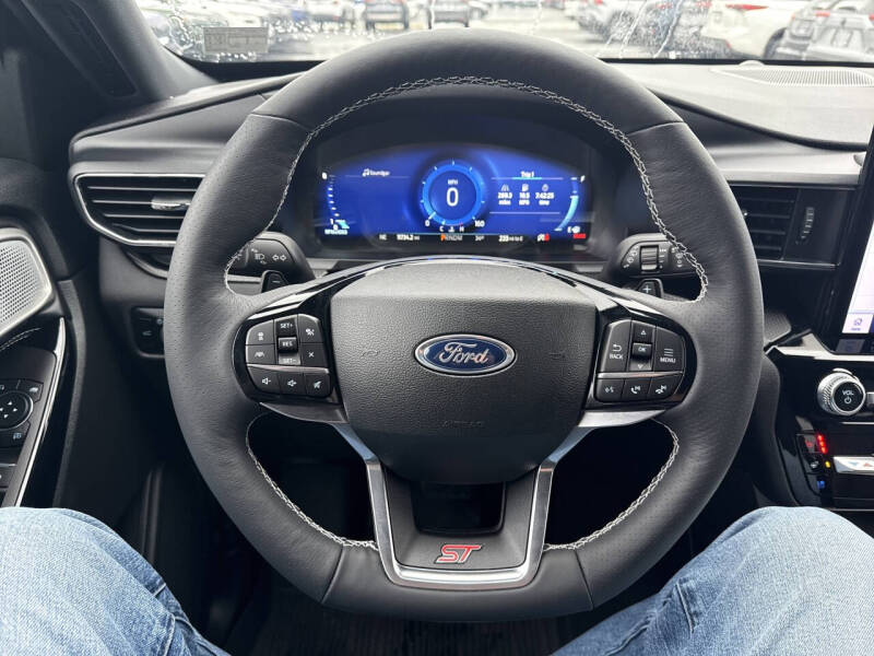 2024 Ford Explorer ST