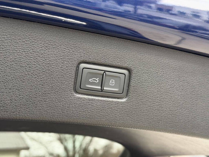 2022 Audi Q7 quattro Prestige 55 TFSI