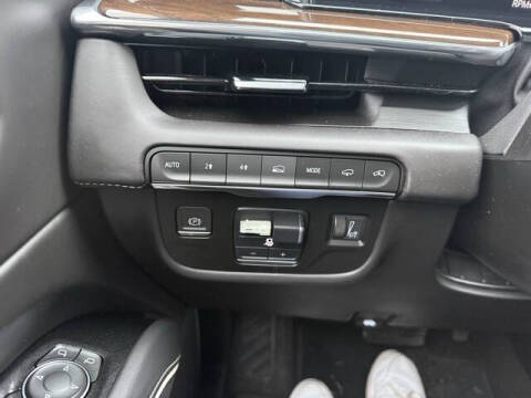 2023 Cadillac Escalade ESV Sport Platinum