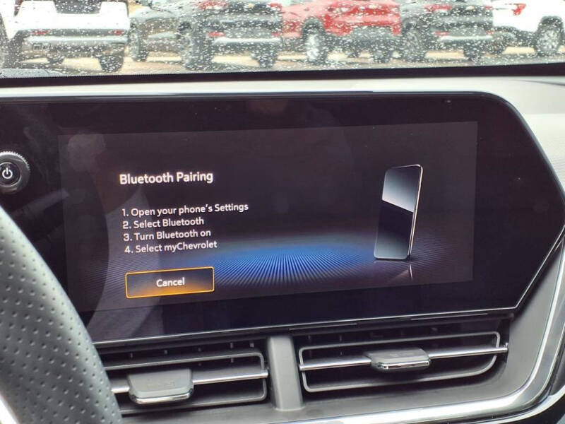 2025 Chevrolet Trax RS