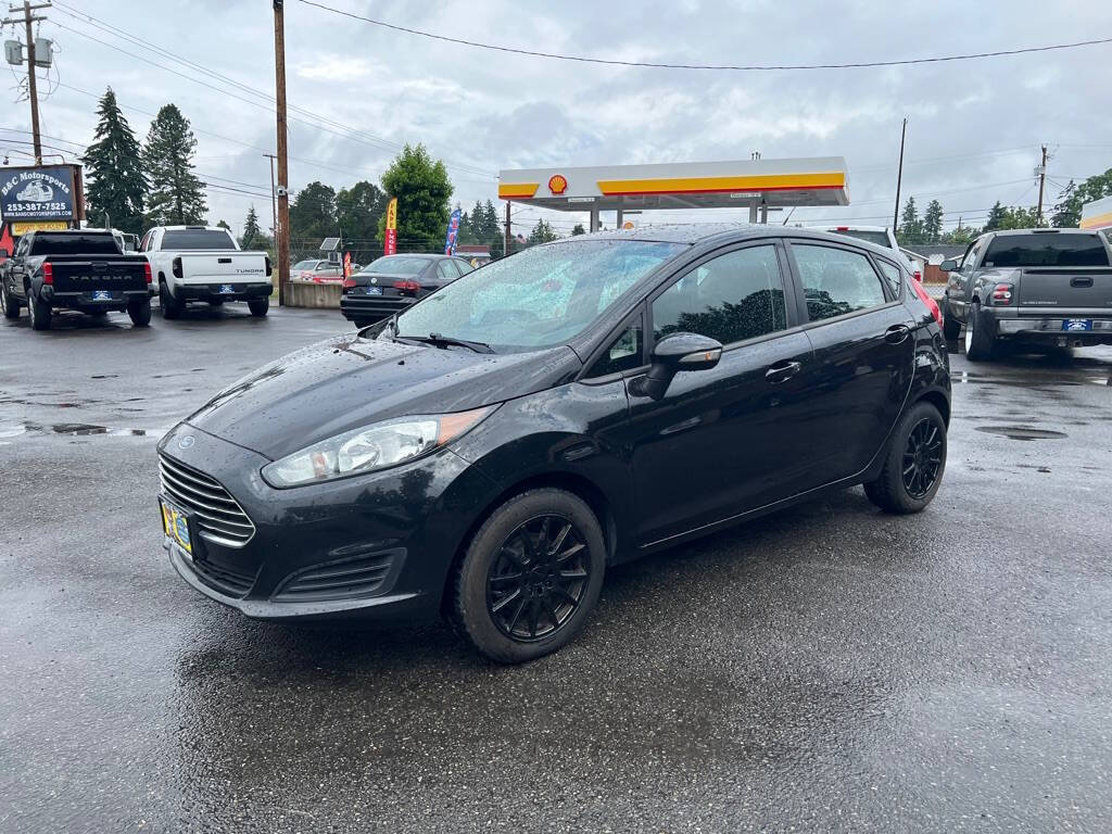 Black 2014 Ford Fiesta Hatchback Front-Wheel Drive 6-Speed Automatic