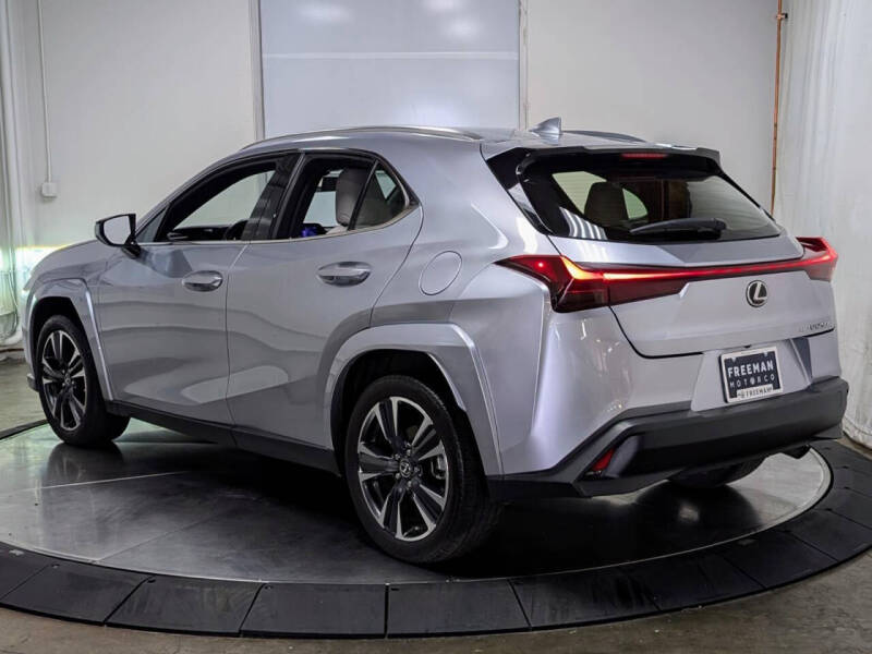 2023 Lexus UX 250h Premium